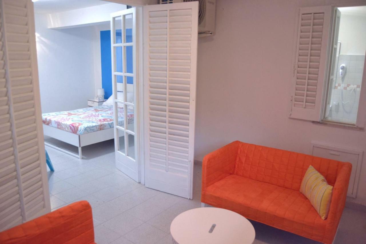 Casa Dahlia Mondello Apartment Exterior photo